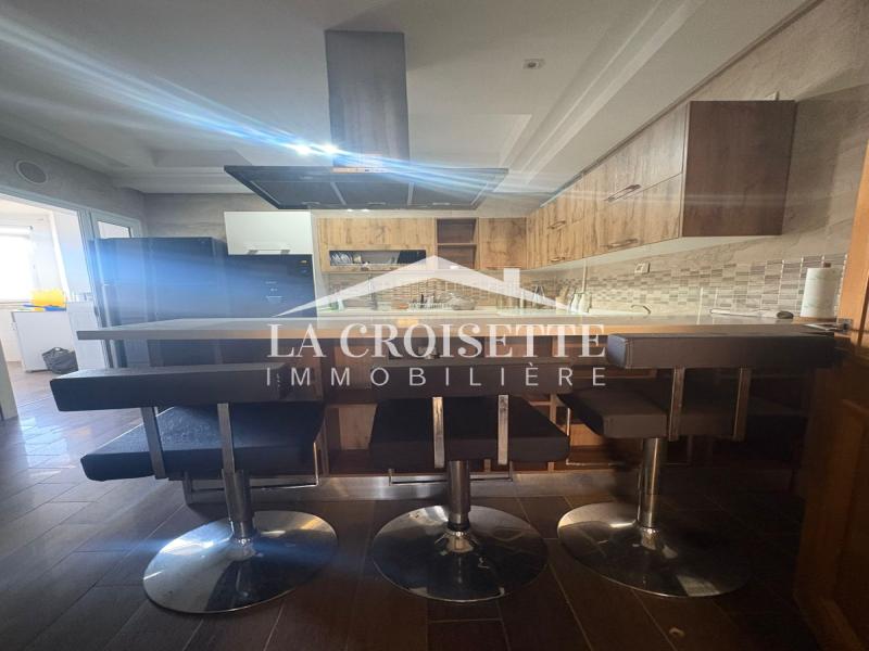 Appartement S+3 meublé à La Soukra 